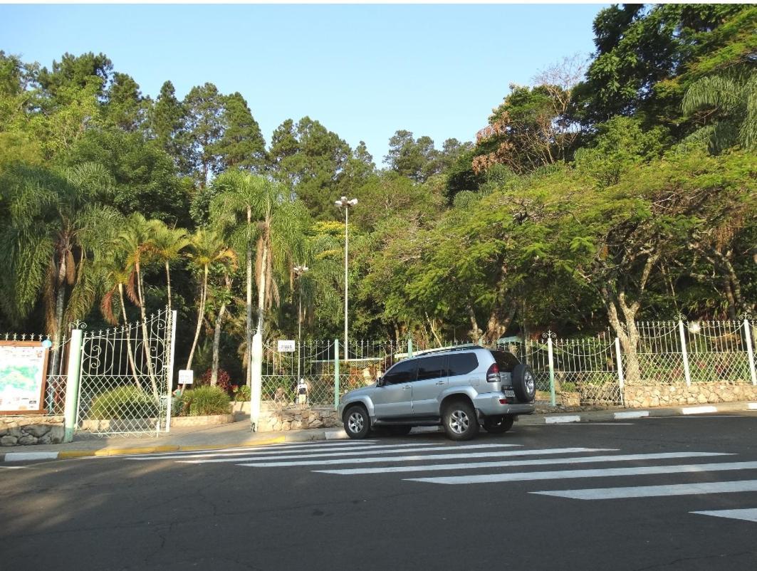 Recanto Dos Oliveiras Apartment Serra Negra  Luaran gambar